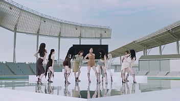 Getaran Goyang Twice – Hare Hare – Video Musik Yang Bikin Bergoyang