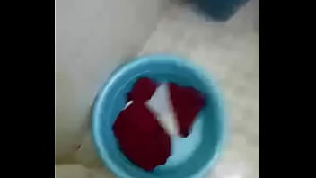 Masturbasi Dengan Celana Dalam Adik Ipar Yang Menggoda