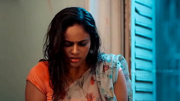Gadis Seksi Dari Selatan, Swetha Yang Menggoda