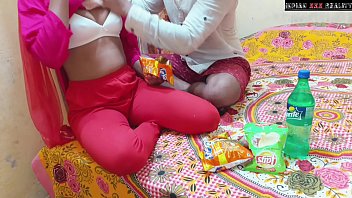 Adik Tiri Ganas Kasih Kurkura Dan Ngentot Adik Perempuan Di Film Hindi Xxx