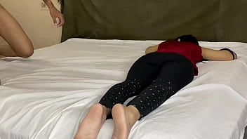 Pemerkosaan Gadis Perawan Oleh Paman Berkelamin Besar