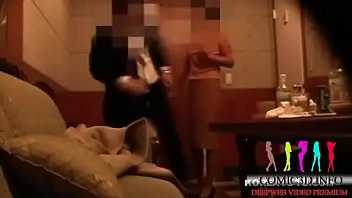 Gadis Pirang Seksi Yang Bikin Nafsu Menggila