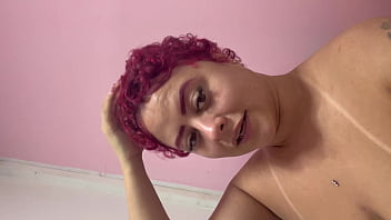Pamela Safada Indo Tomar Banho Pra Dormir Pelada, Você Meteria Com Força Nessa Puta Gostosa?