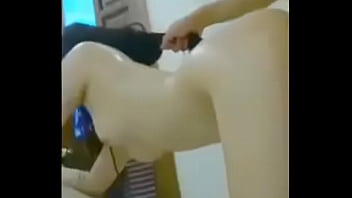 Cháu Gái Hư Hỏng Bị Chú Tra Tấn Trong Phòng Ngủ đầy Dục Vọng