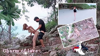 Bercinta Liar Di Pulau Terpencil Dengan Lelaki Tak Dikenal