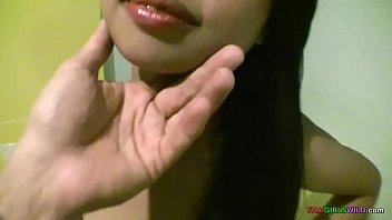 Gadis Muda Bertemu Dengan Kontol Bule Yang Menggoda