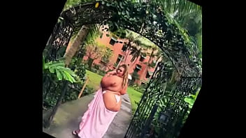 Minggu Ini Aku Meluncur Ke Boston, Nggak Sabar Nunggu Kamu Liat Konten Panas Terbaruku! Sambil Nunggu, Cek Dulu Foto-foto Seksi Dari Hawaii Yang Bikin Ngiler…