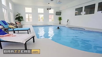 Quinton James Melihat Istri Rekan Bisnisnya, Rachel Starr, Yang Terseksi Dan Siap Mengorbankan Segalanya Demi Kenikmatan – Brazzers