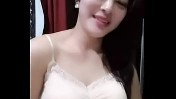 Malam Panas Penuh Nafsu Di Ranjang