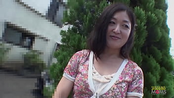 Pria Bertangkai Kecil Ngentot Wanita Asia Matang Yang Sangat Liar Dan Haus Seks