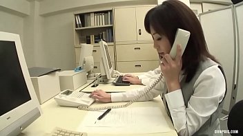 Menghisap Kontol Di Kantor Jadi Cara Seru Untuk Melepas Stres
