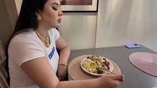 Adik Tiri Turki Bergoyang Pantat Besar Digoyang Kakak Tiri Usai Makan Siang – Video Mesum Amatir Xxx