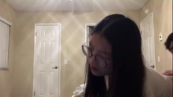 Mahasiswi China Ucsd Yang Seksi Digencet Keras Dan Ditumpahi Sperma Di Wajah Saat Kelas Zoom