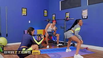 Brazzers – Nonton Bintang Porno Terseksi Berkeringat Saat Latihan Mesum Yang Bikin Ngentot