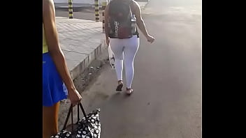 Batang Keras Yang Menggoda