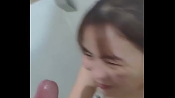 Jangan Sampai Dia Berbalik, Biar Aku Yang Menguasai Dari Belakang