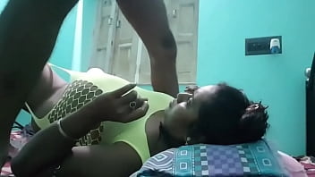 Goyang Pantat Bhabhi India Sampai Meraung Nikmat