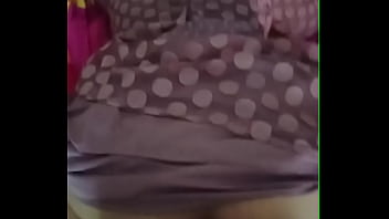 Tante Mita Modus Kerokan Bikin Greng, Ngocok Kontol Sampai 2 Ronde