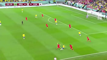 Brasil Menelanjangi Korea Dari Belakang