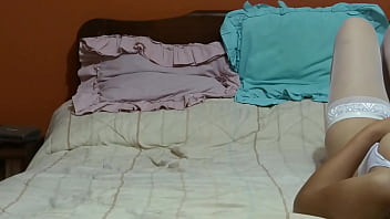 Kamera Tersembunyi – Ibu Tiri Latin Dan Anak Tirinya Saling Memuaskan Nafsu, Dia Mengerang Minta Ditusuk, Pria Muda Itu Menghujamkan Kontol Besarnya Ke Dalam Memek Berbulu Yang Menggoda