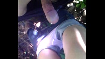Malam Liar Di Hutan, Tubuh Saling Merengkuh Dalam Nafsu Yang Membara