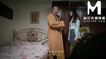 Biksu Shaolin China Tancapkan Kontolnya Untuk Bantu Wanita Pemuja