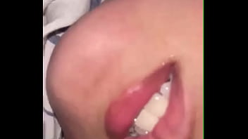 Tante Kesepian Minta Dipijat Sampai Merintih Nikmat, Badannya Pegel Dan Butuh Sentuhan Hangat