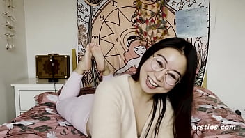 Gadis Cina Imut Ini Sangat Antusias Saat Membuat Video Masturbasi Buat Kami